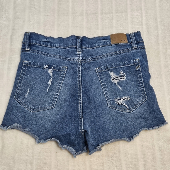 BOGO Free🦋 Aeropostale High Rise Midi Distressed Denim Shorts - Picture 11 of 13